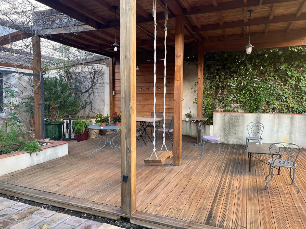 Maison Chaleureuse Avec Grande Terrasse Nîmes Exteriör bild