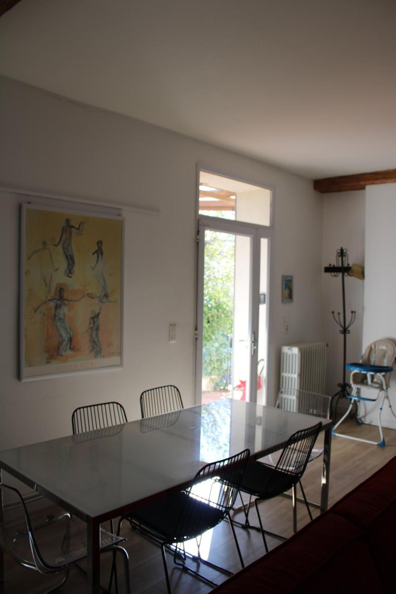 Maison Chaleureuse Avec Grande Terrasse Nîmes Exteriör bild